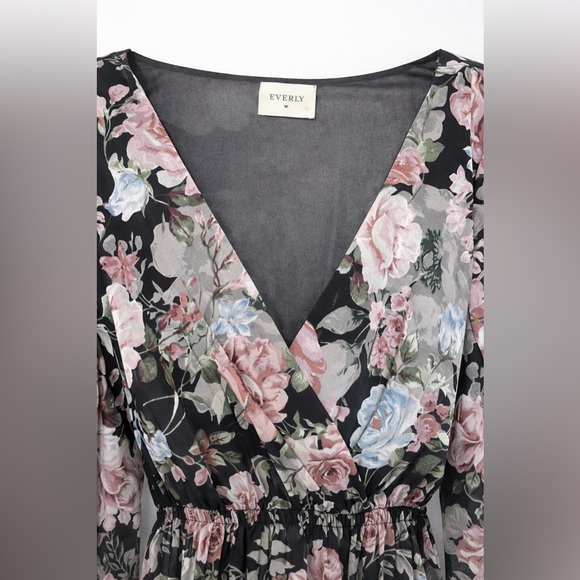 Everly Floral Surplice Maxi Dress | Long Sleeve Flowy Boho | Size L - Picture 4 of 9